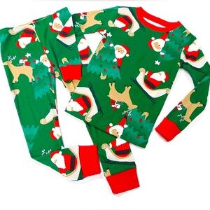 Carter's Santa & Reindeer Christmas Holiday Print Pajama Set
